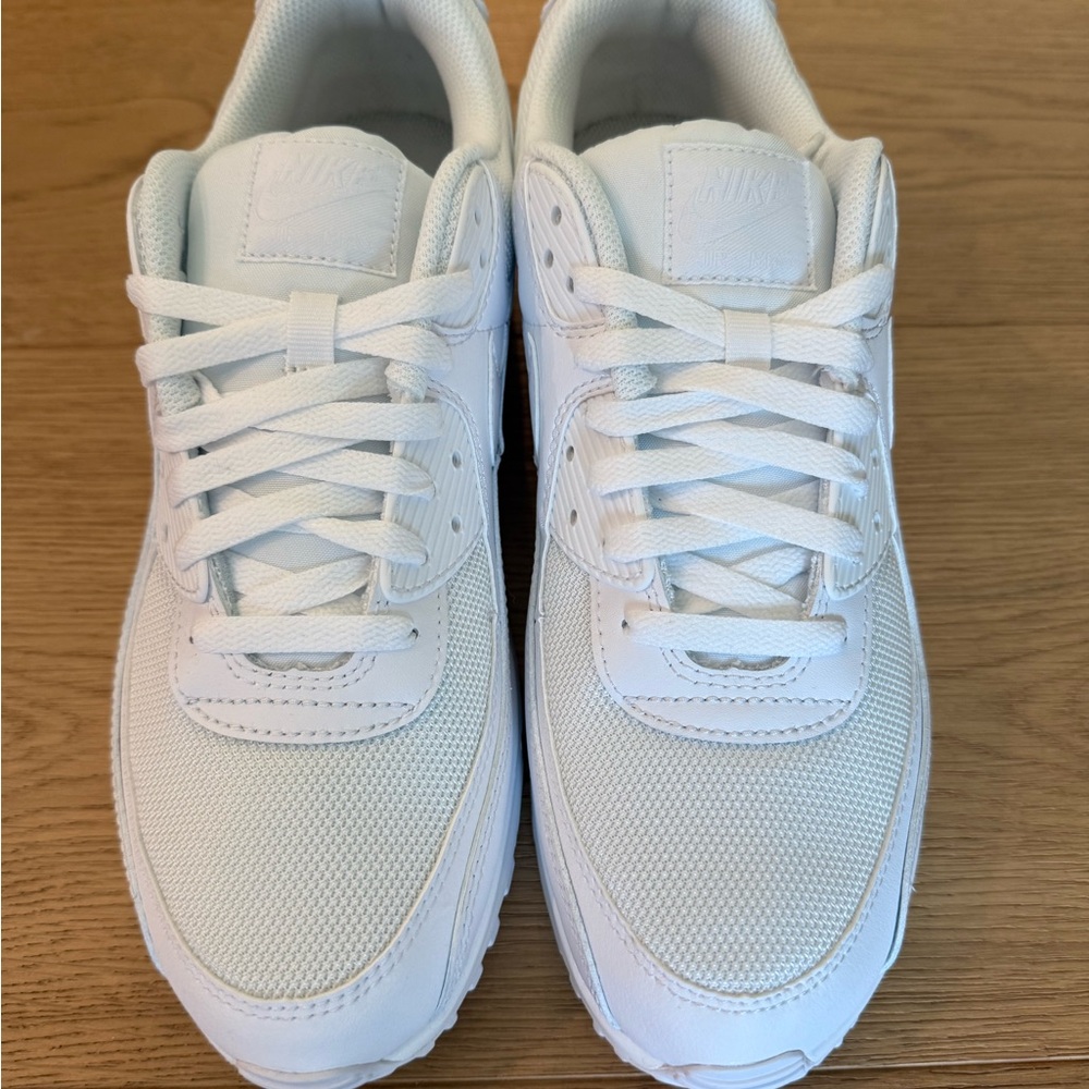 Nike Air Max 90 Men’s Sneakers - size 11.5 (CN8490 100)